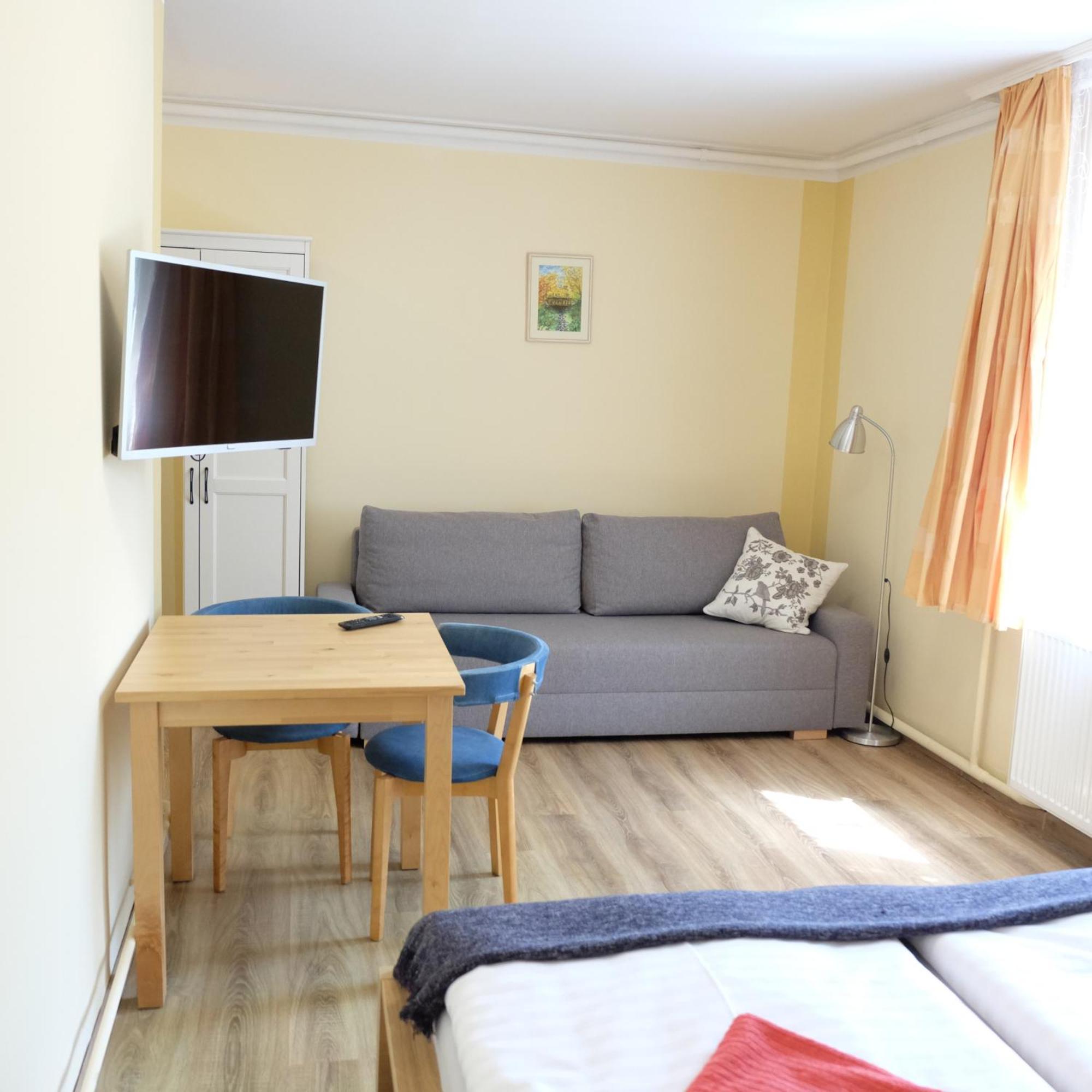 Petoefi Vendeghaz Hotel Егер Екстериор снимка